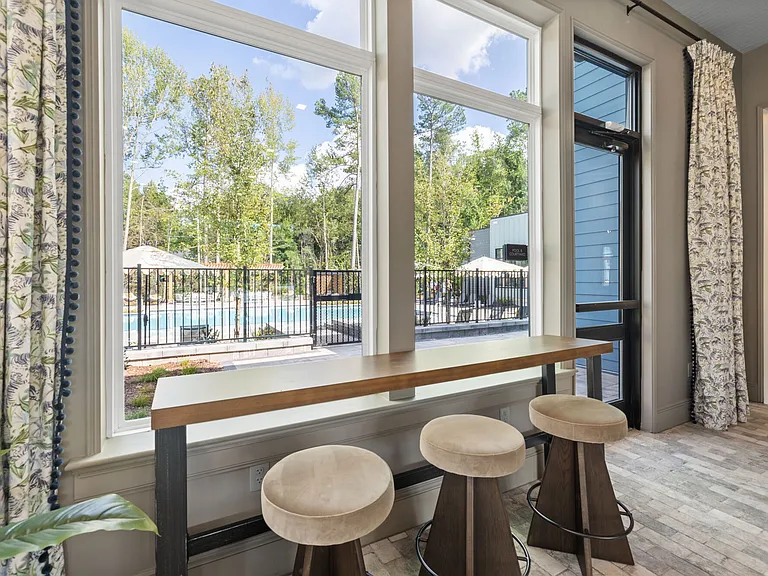 Solis Buffaloe — Photo 44