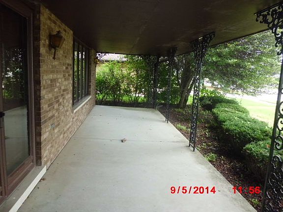 2nd image of 15436 Badger Ln