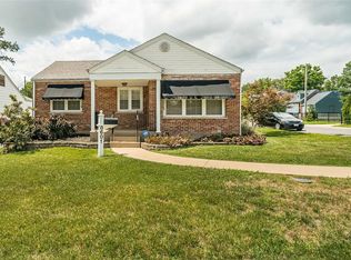 8601 Mackenzie Rd, Saint Louis, MO 63123