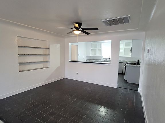 4th image of 2513 Louisville Ave