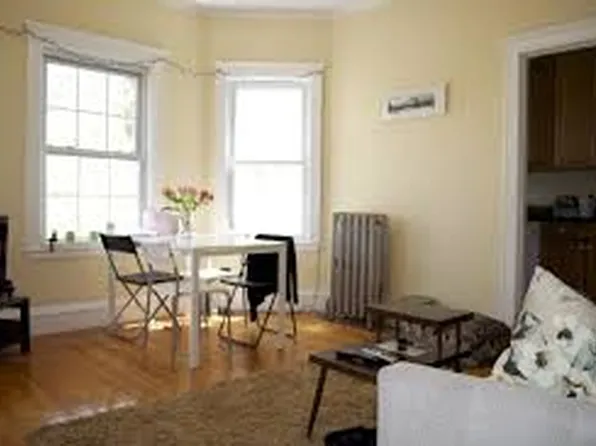 156 Magazine St, Cambridge, MA