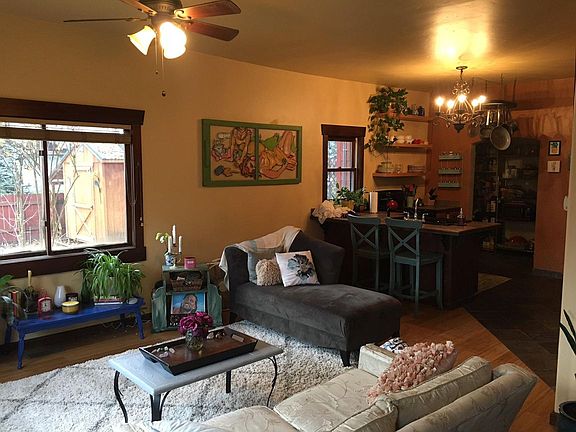 4th image of 744 Somers Ave