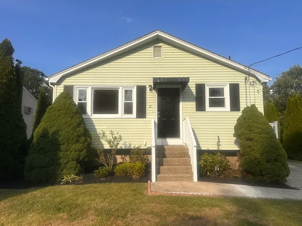12 Paulin Ave, Brockton, MA 02302