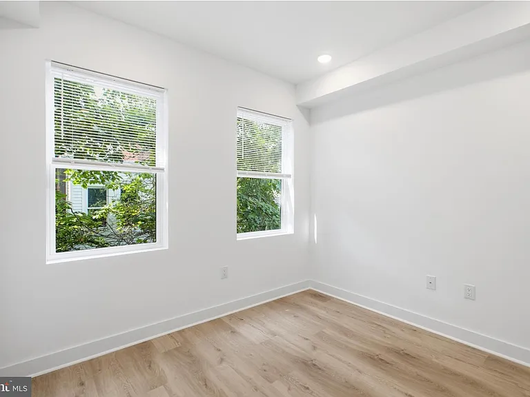 4312 Pennsgrove St #3 — Photo 14