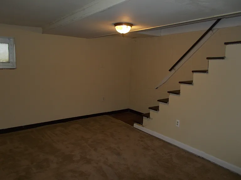 49 Talbott St — Photo 8