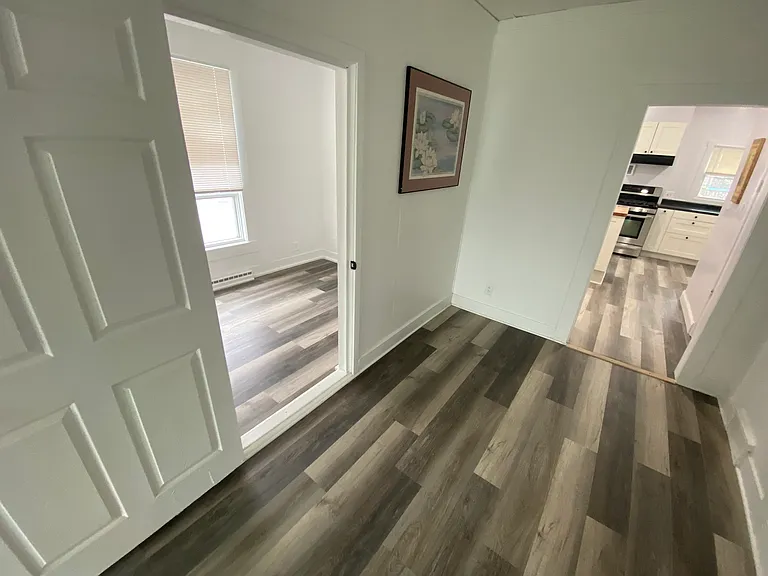 516 Hickory St — Photo 8