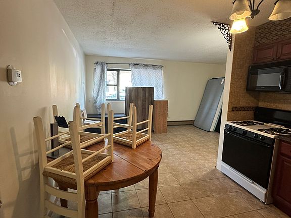 4th image of 5611 Clover Pl #1SR