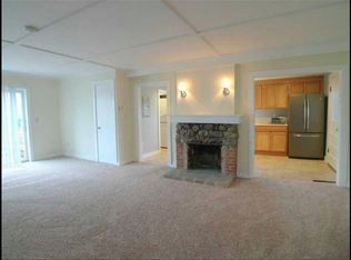 11 Wentworth Ter, Dover, NH 03820