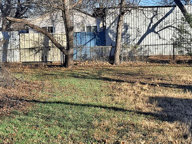 2203 Broad St — Photo 17