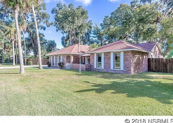 2nd image of 2415 Needle Palm Dr