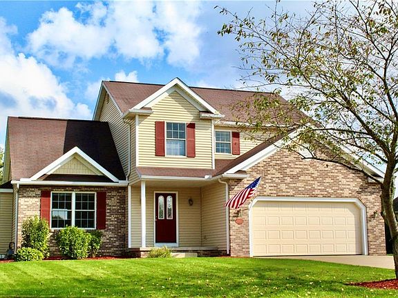 4th image of 1112 Aubrey Cir