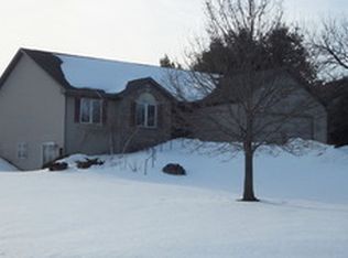 3946 E Countryview Dr, Byron, IL 61010