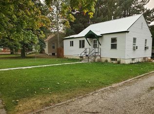407 N Birch St, Shoshone, ID 83352