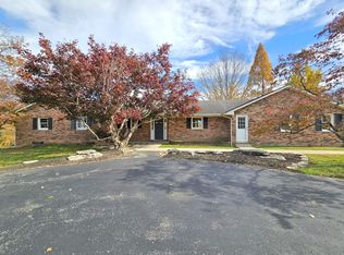 800 Riverview St, Stanton, KY 40380