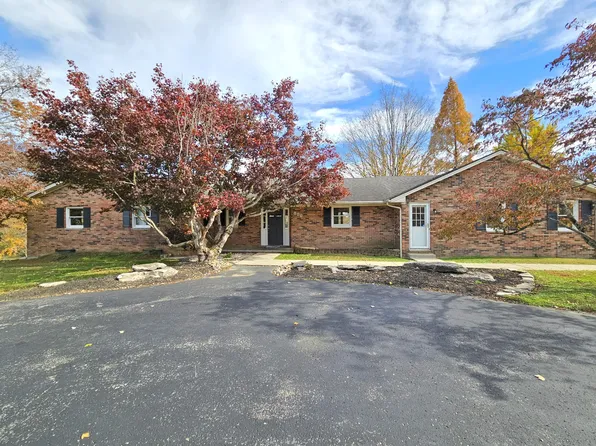 800 Riverview St, Stanton, KY 40380