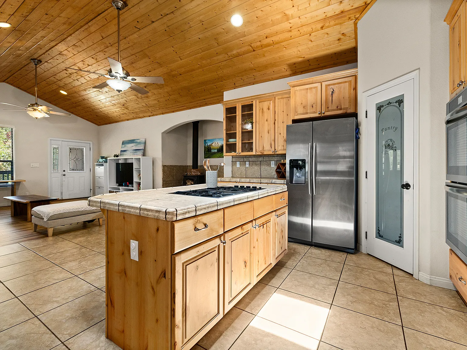 2 bed, 1.5 bath, 1500 sqft, $1,950 — Photo 4