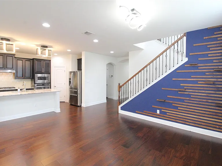 5800 Viejo Dr — Photo 9