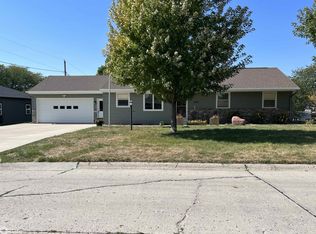 2015 Quint Ave, Carroll, IA 51401