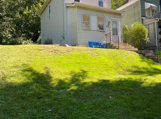 565 6th Ave, Freedom, PA 15042