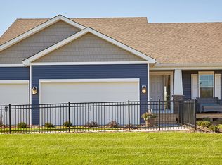 7528 205th St W, Lakeville, MN 55044