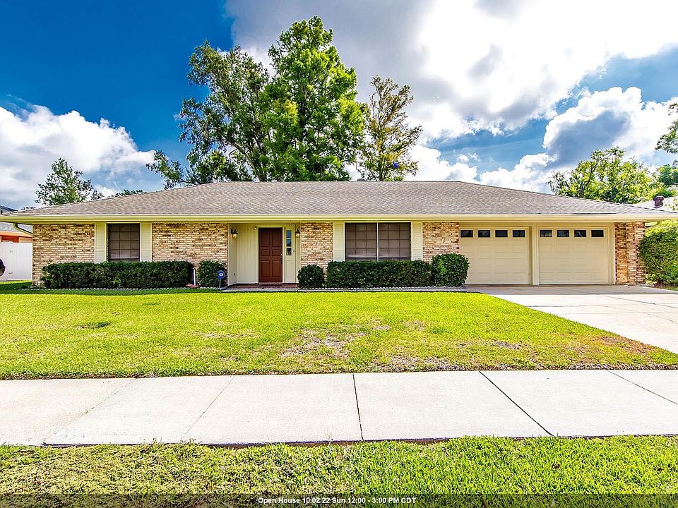 1st image of 32 Mary Hughes Cir