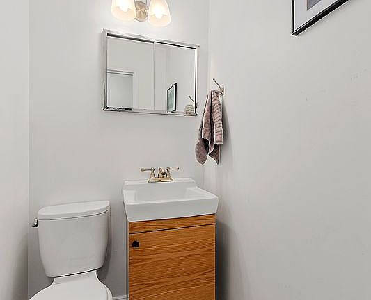 5th image of 309 W 83rd St #C