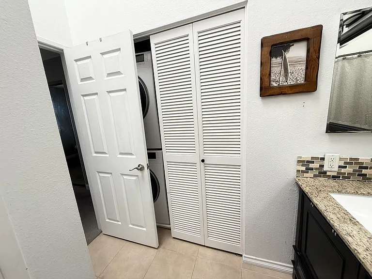 4862 Tiara Dr #204 — Photo 25