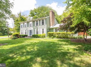 15100 Fairlawn Ave, Silver Spring, MD 20905