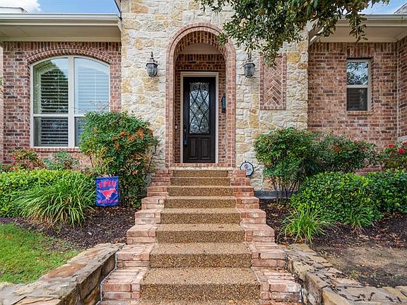 5th image of 524 King Galloway Dr