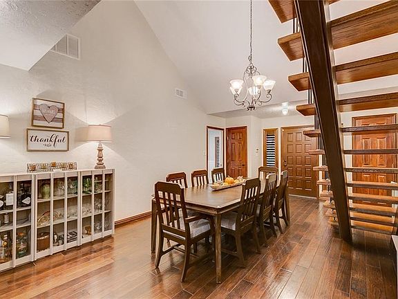 5th image of 1515 Cochise Dr
