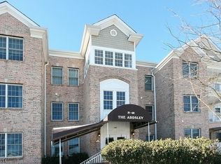 52 Ridgeview Ln, Mount Arlington, NJ 07856