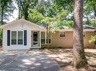 6811 Burton Dr, Little Rock, AR 72204