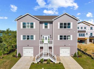 3675 1st Ave, Edgewater, MD