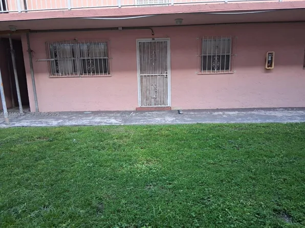 19791 SW 114th Ave APT 135, Miami, FL 33157