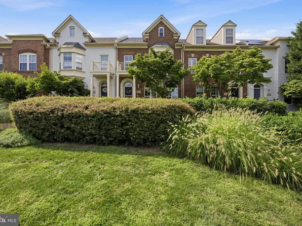 413 Longhorn Cres, Rockville, MD 20850