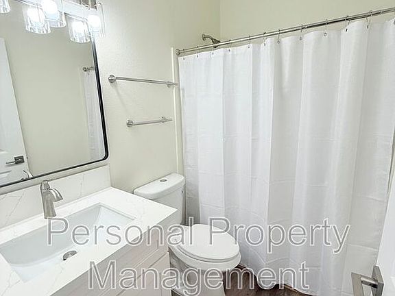 5th image of 3401 E 18th St Unit A