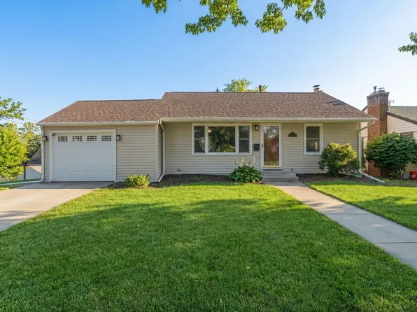 754 36 1/2 Ave NE, Minneapolis, MN 55418