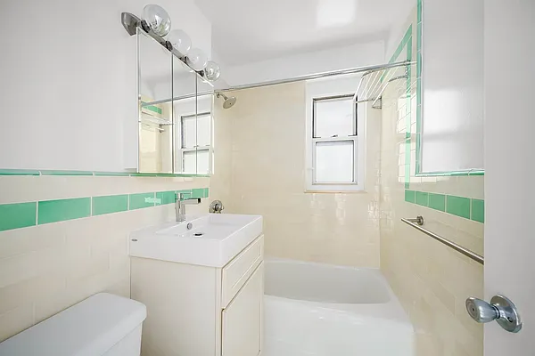 Sold by Compass | media 7
