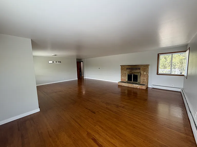 5201 16th Ave SW — Photo 15