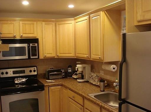 5th image of 3201 NE 14th St #202