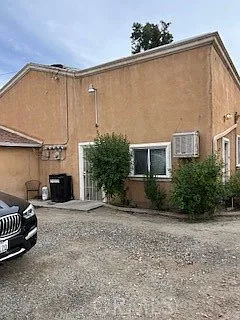 2 bed, 650 sqft, $1,400 — Photo 2