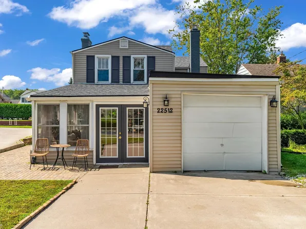 22512 Beach St, Saint Clair Shores, MI 48081