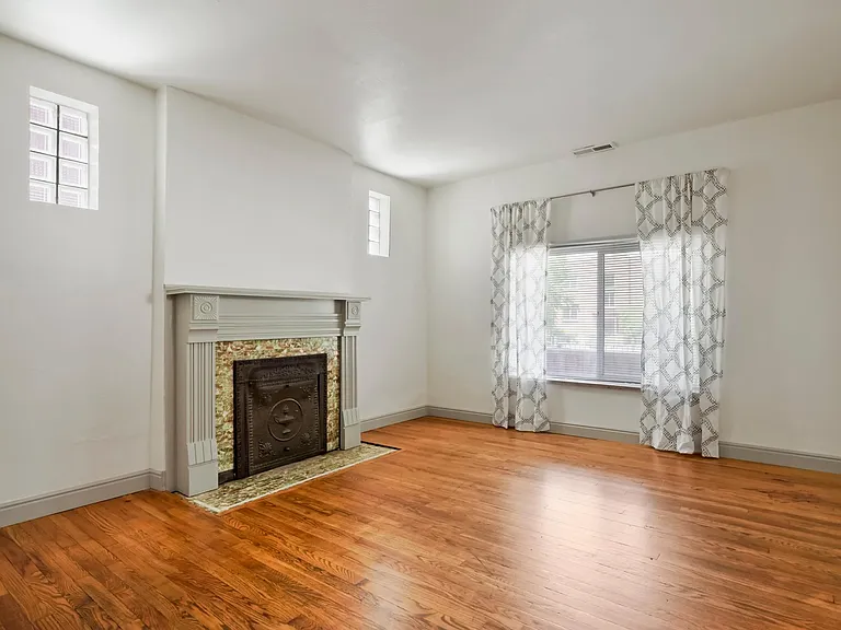 278 S Lincoln St #1 — Photo 2