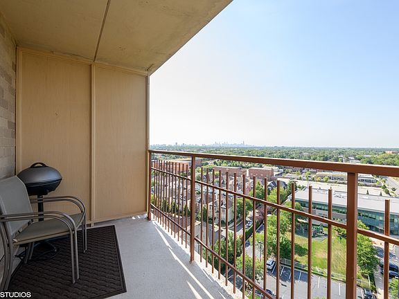 5th image of 6833 N Kedzie Ave APT 1502