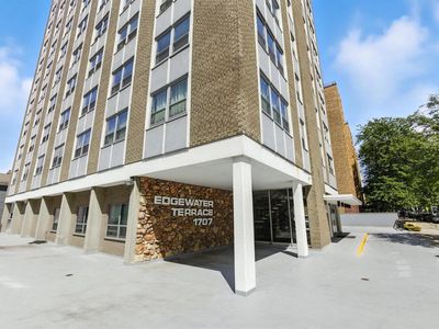 1707 North Prospect AVENUE #2C, Milwaukee, WI, 53202