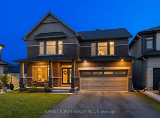 206 Reisling Way, Ottawa, ON K1T0X1