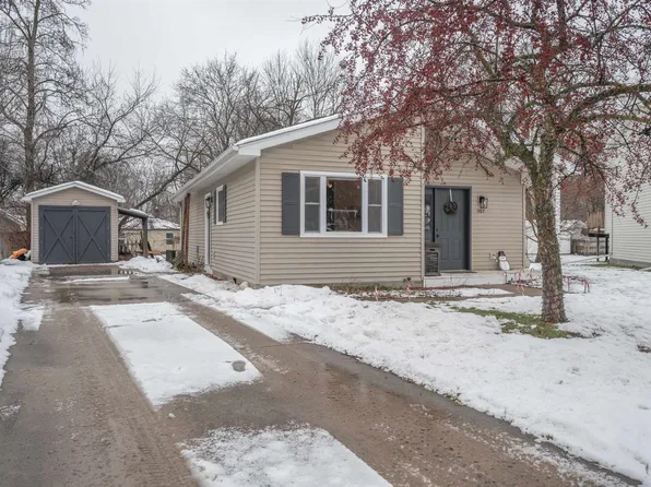 307 Bradley Ct, Midland, MI 48640
