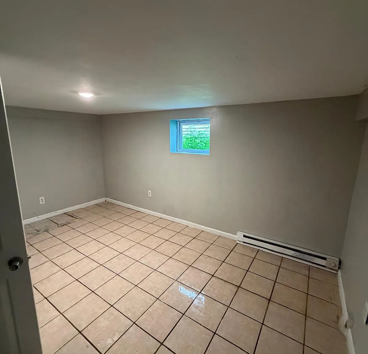 3 bed, $1,575 — Photo 3