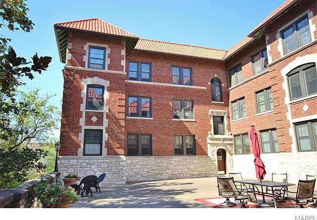 1st image of 7525 Buckingham Dr APT 3N