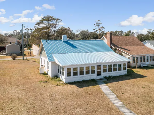 123 S Water St Lot 14 & 15, Pt Harbor, NC 27964